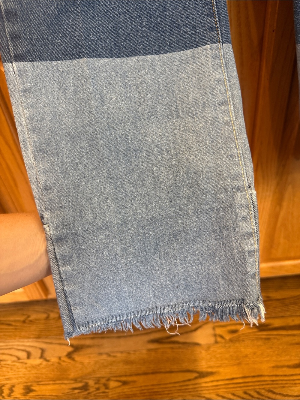105 POL Size S Two Tone Patchwork Denim Cropped Jeans Raw Hem High Rise - Picture 5 of 7
